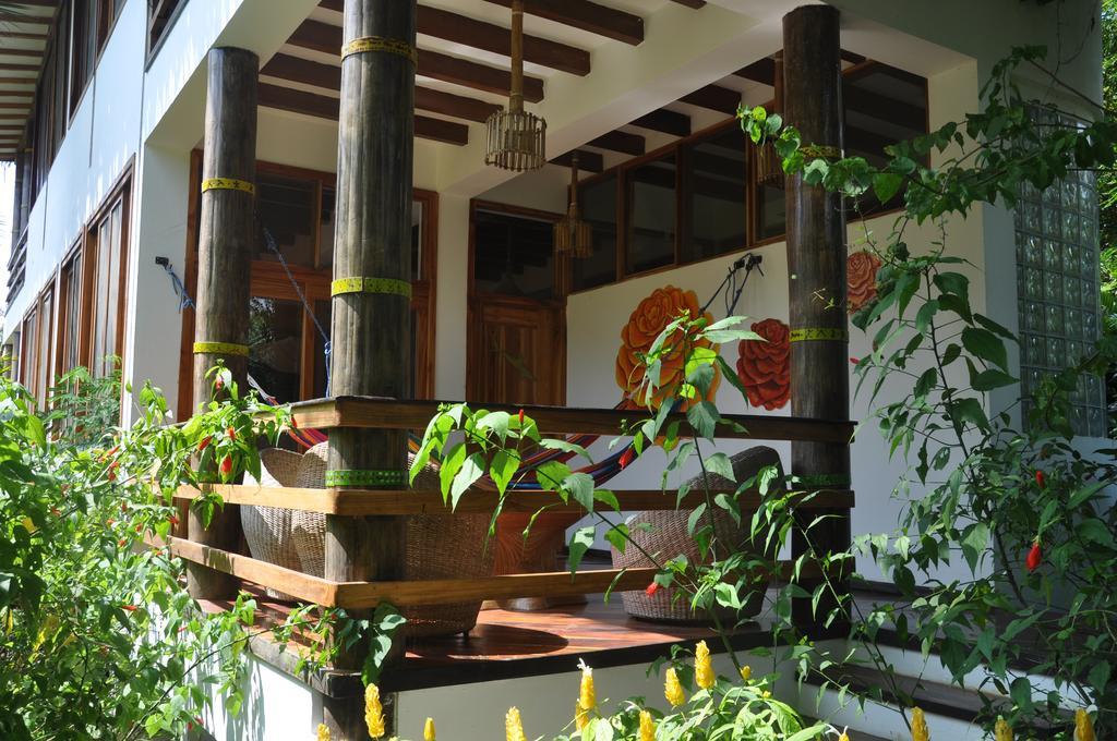 Hosteria Mandala Puerto López Buitenkant foto